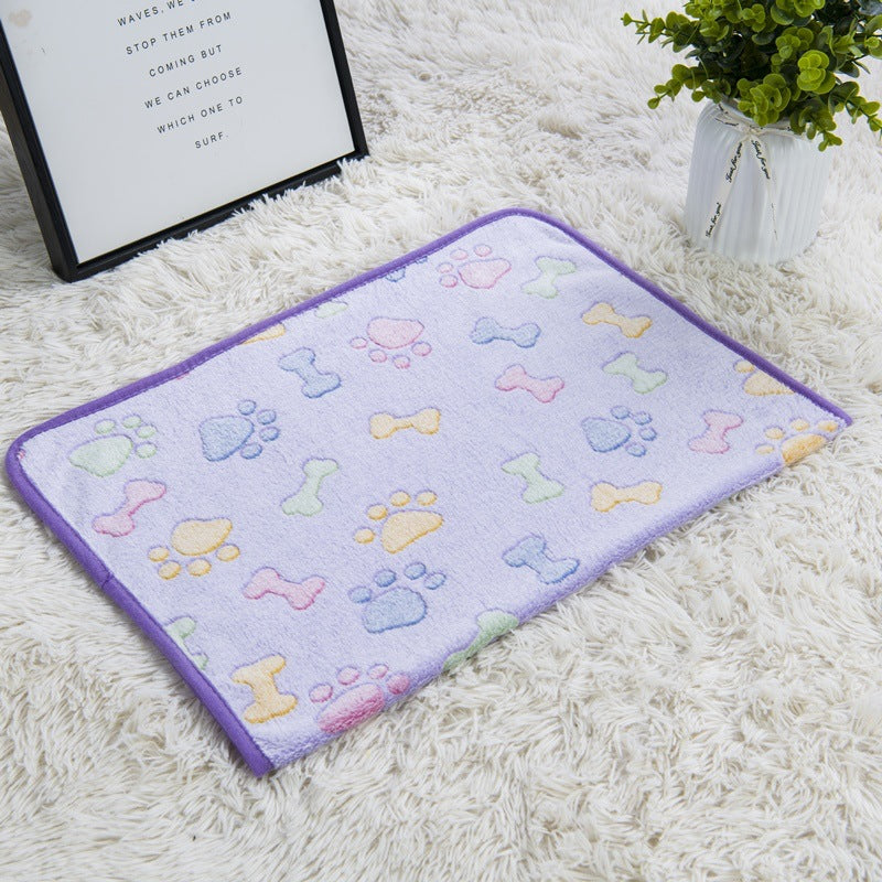 Soft Flannel Pet Blanket for Dogs & Cats – Cozy Warm Pet Sleeping Mat for Bed, Sofa, Crate & Travel