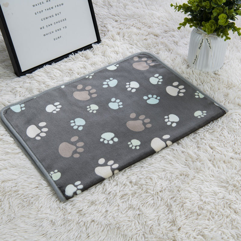 Soft Flannel Pet Blanket for Dogs & Cats – Cozy Warm Pet Sleeping Mat for Bed, Sofa, Crate & Travel