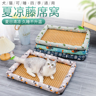 Soft Flannel Pet Blanket for Dogs & Cats – Cozy Warm Pet Sleeping Mat for Bed, Sofa, Crate & Travel
