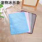 Soft Flannel Pet Blanket for Dogs & Cats – Cozy Warm Pet Sleeping Mat for Bed, Sofa, Crate & Travel