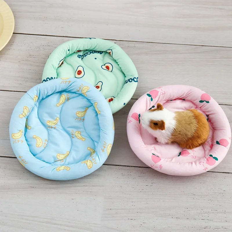 Warm Plush Small Animal Bed Nest – Soft Cotton Cushion for Hamster, Guinea Pig, Rabbit, Hedgehog & Small Pets