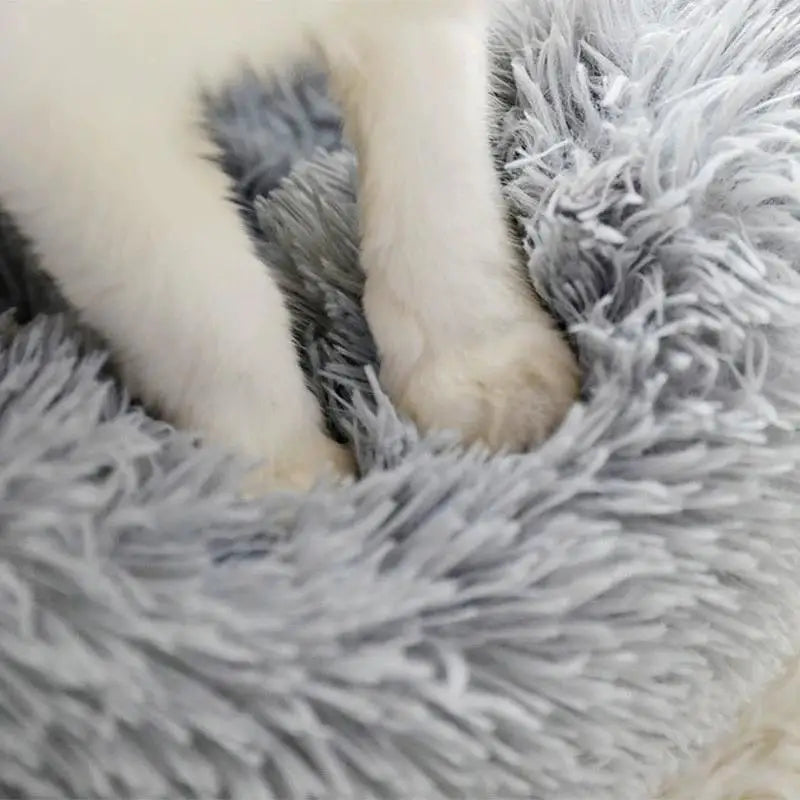 Warm Faux Fur Calming Donut Pet Bed for Cats & Small Dogs – Washable Plush Sleeping Cushion