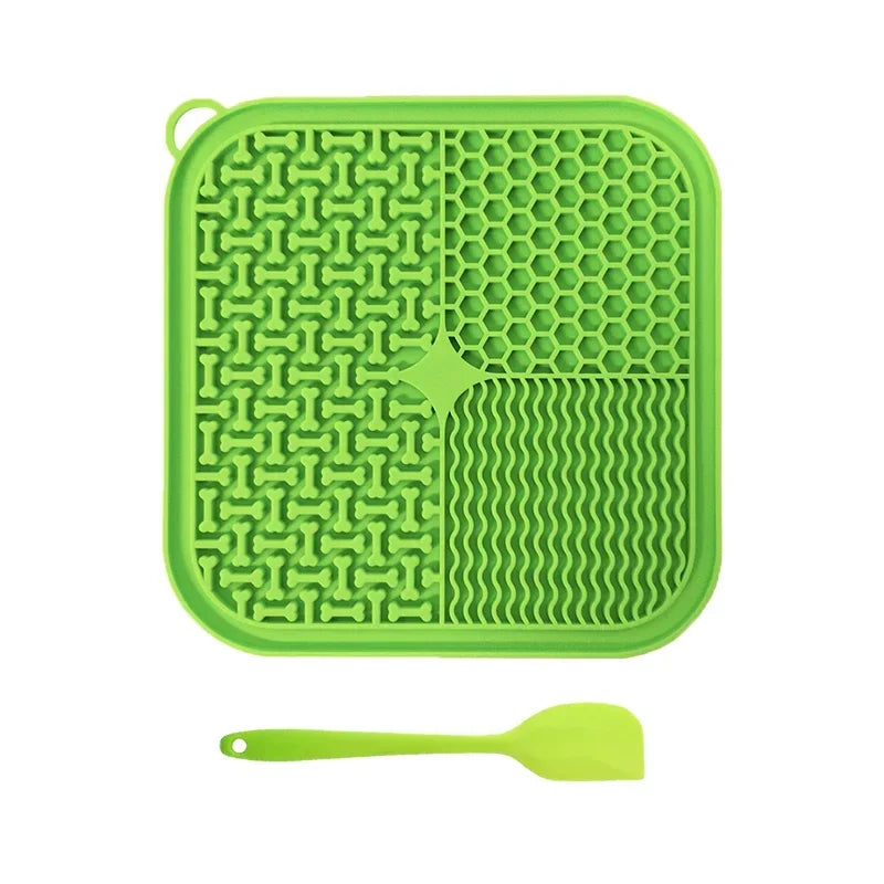 Premium Licking Mat for Dogs & Cats – Suction Cup Slow Feeder Anti-Anxiety Pad