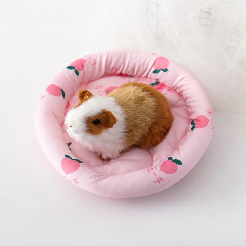 Warm Plush Small Animal Bed Nest – Soft Cotton Cushion for Hamster, Guinea Pig, Rabbit, Hedgehog & Small Pets