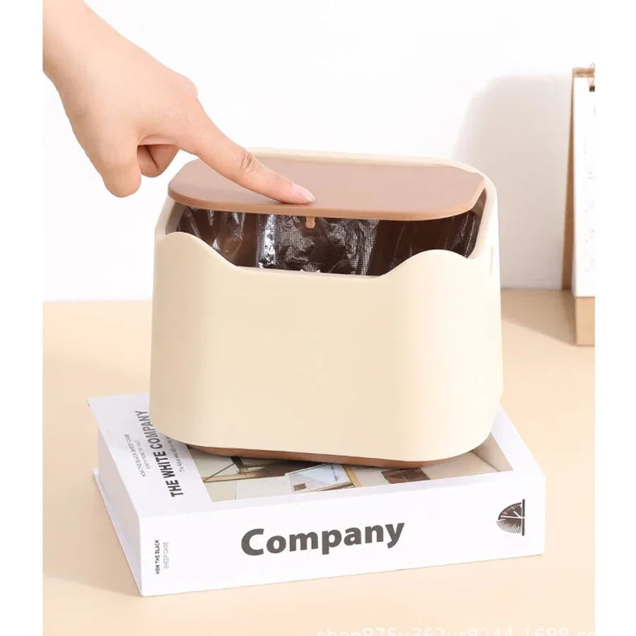 EelJoy Fully Enclosed Cat Litter Box – Portable Closed Kitty Litter Pan Toilet for Medium and Large Cats, Rabbits and Small Animals