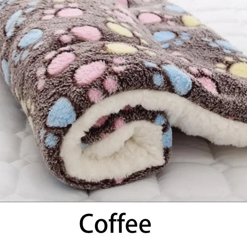Bear Pattern Soft Fleece Pet Sleeping Mat – Washable Warm Dog and Cat Bed Blanket