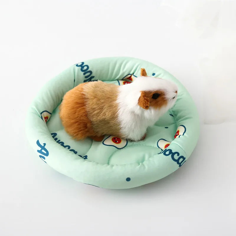 Warm Plush Small Animal Bed Nest – Soft Cotton Cushion for Hamster, Guinea Pig, Rabbit, Hedgehog & Small Pets