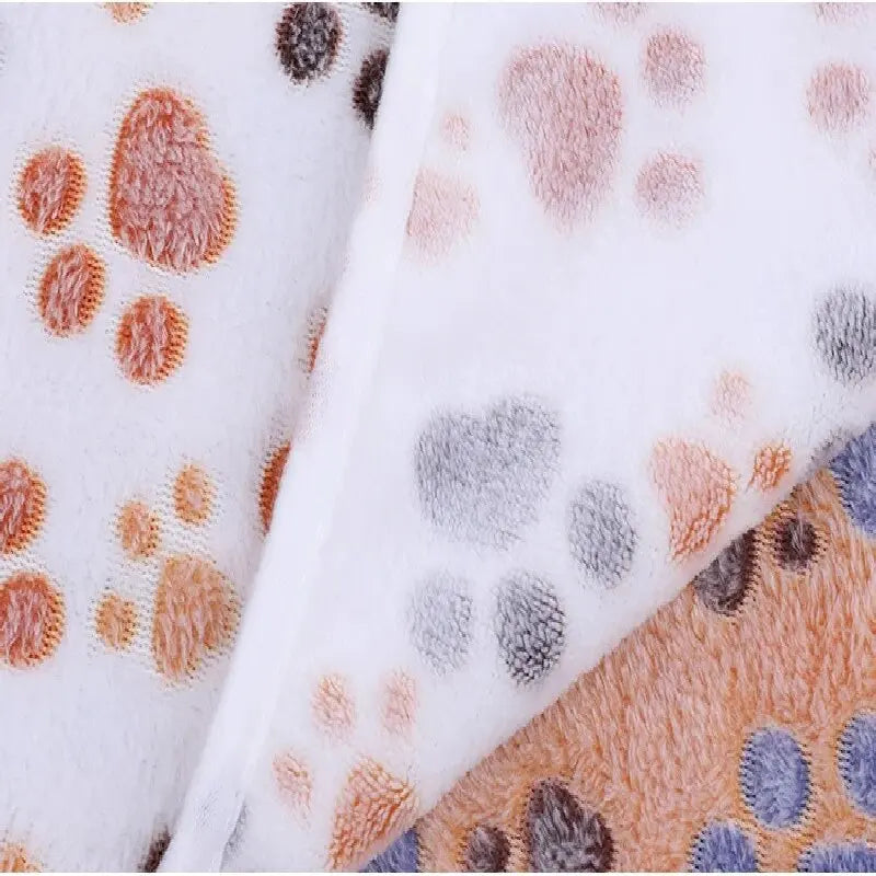 Soft Paw Print Pet Blanket for Dogs and Cats | Coral Fleece Warm Sleeping Pad All Seasons