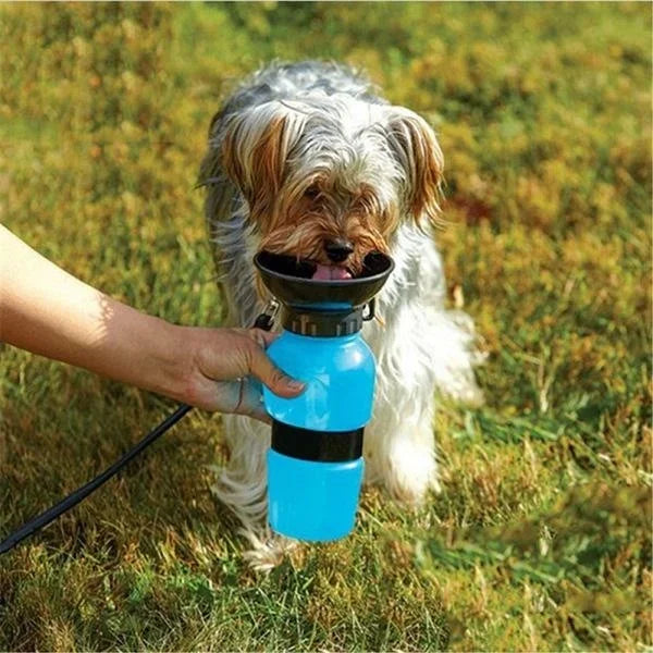 500ml Portable Dog Water Bottle – Outdoor Travel Drinking Cup for Dogs & Cats