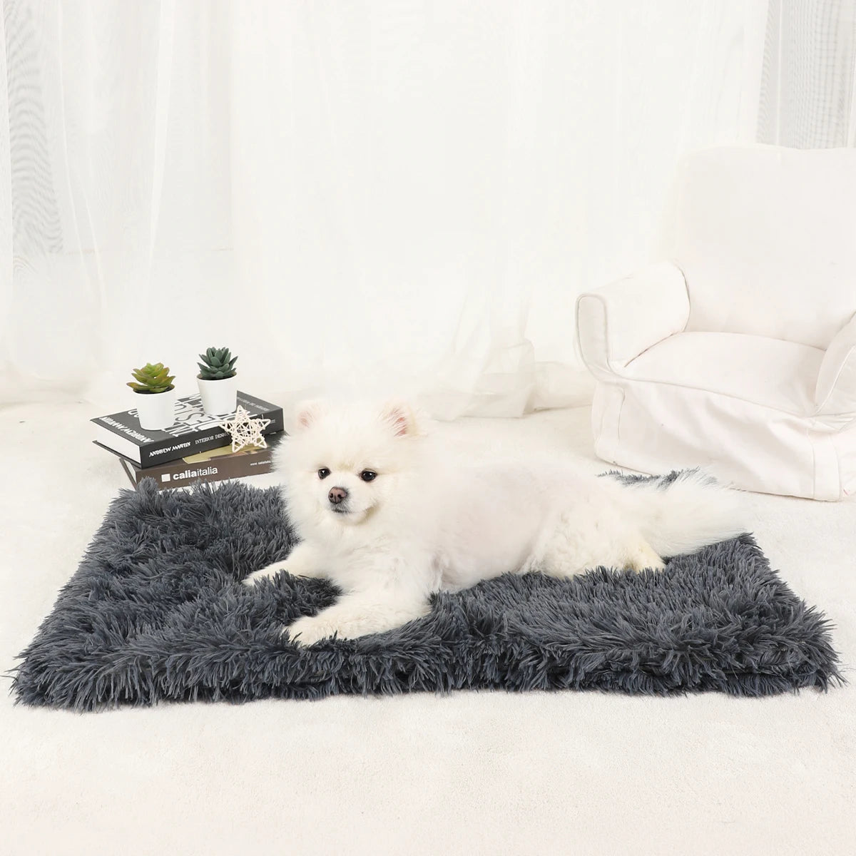 Plush Dog Blanket and Warm Pet Bed for Small Medium Large Dogs and Cats | Washable Puppy Sleeping Mat