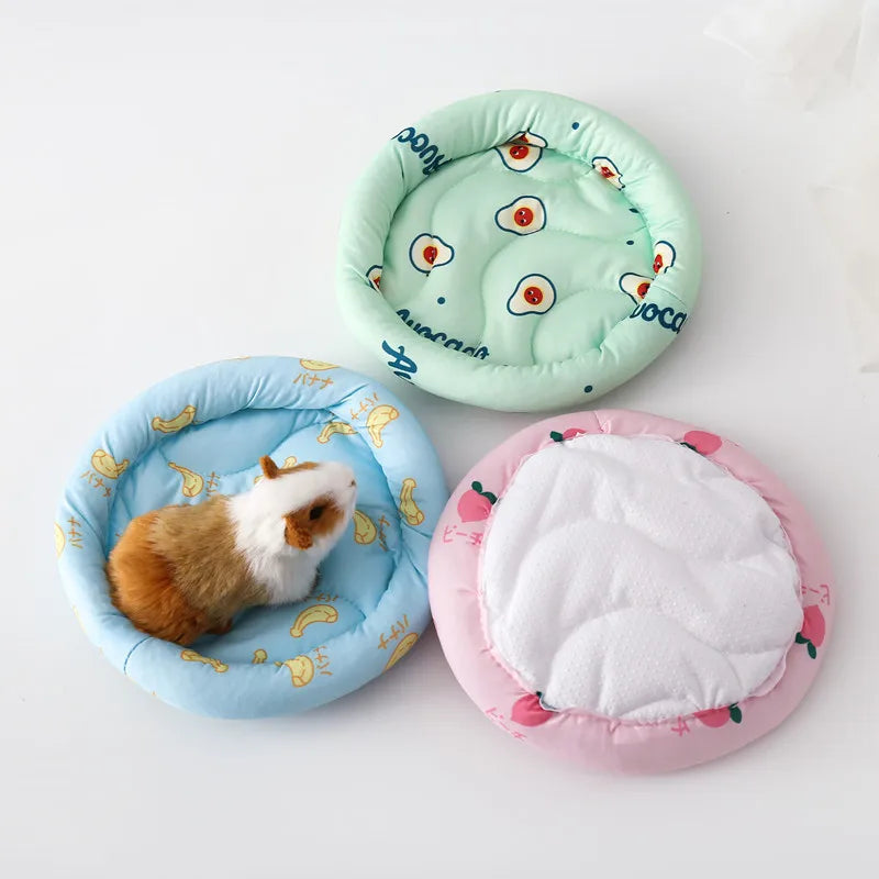 Warm Plush Small Animal Bed Nest – Soft Cotton Cushion for Hamster, Guinea Pig, Rabbit, Hedgehog & Small Pets